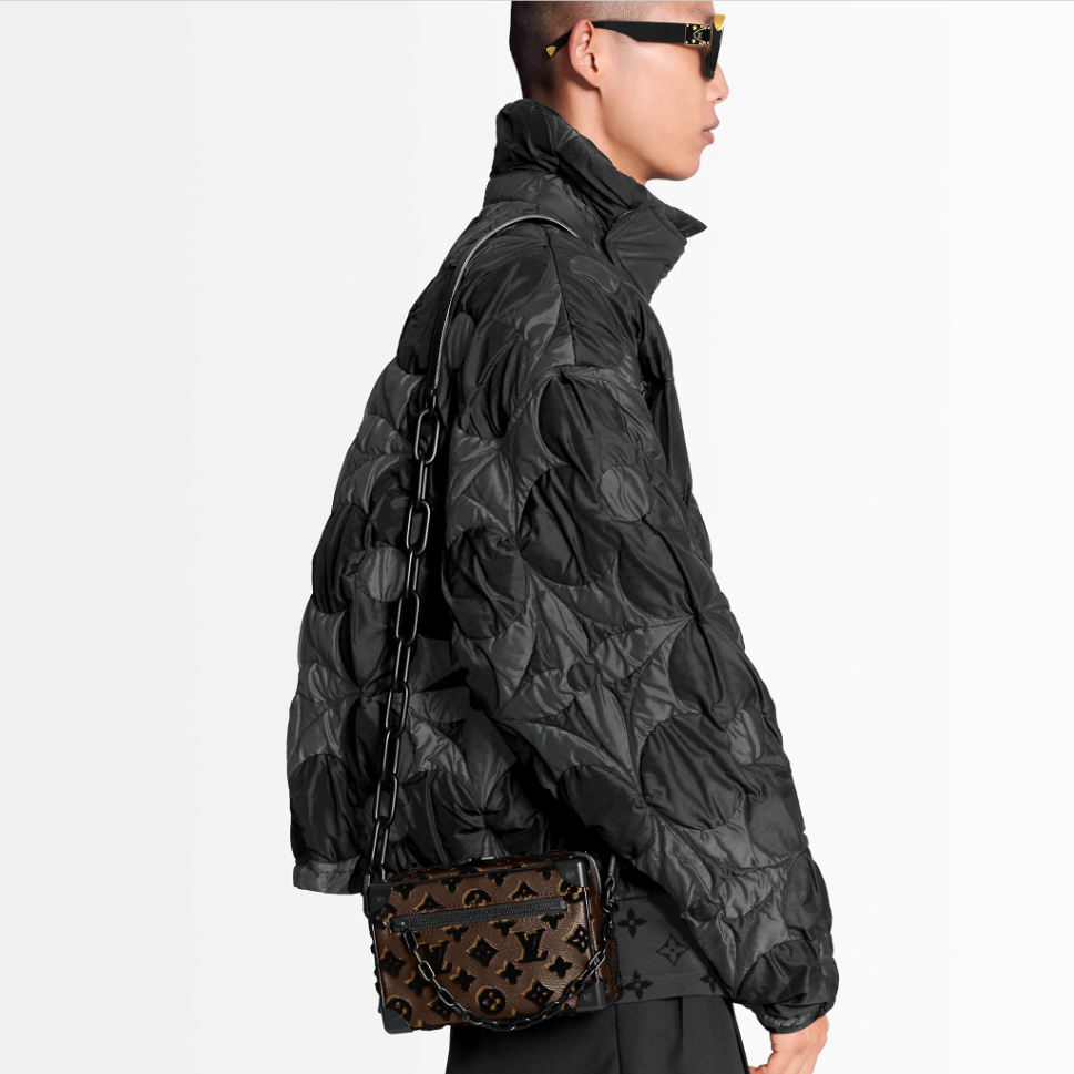 M68970S_02 M68970S_02