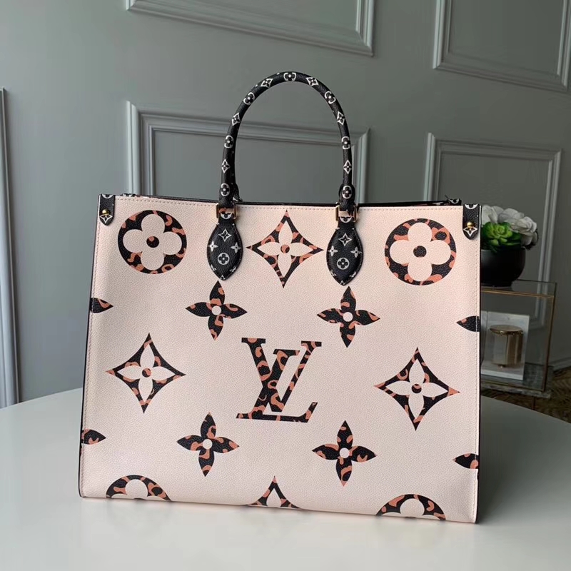 Louis Vuitton LV Jungle Monogram Giant Onthego Tote Bag M44675 Ivoire