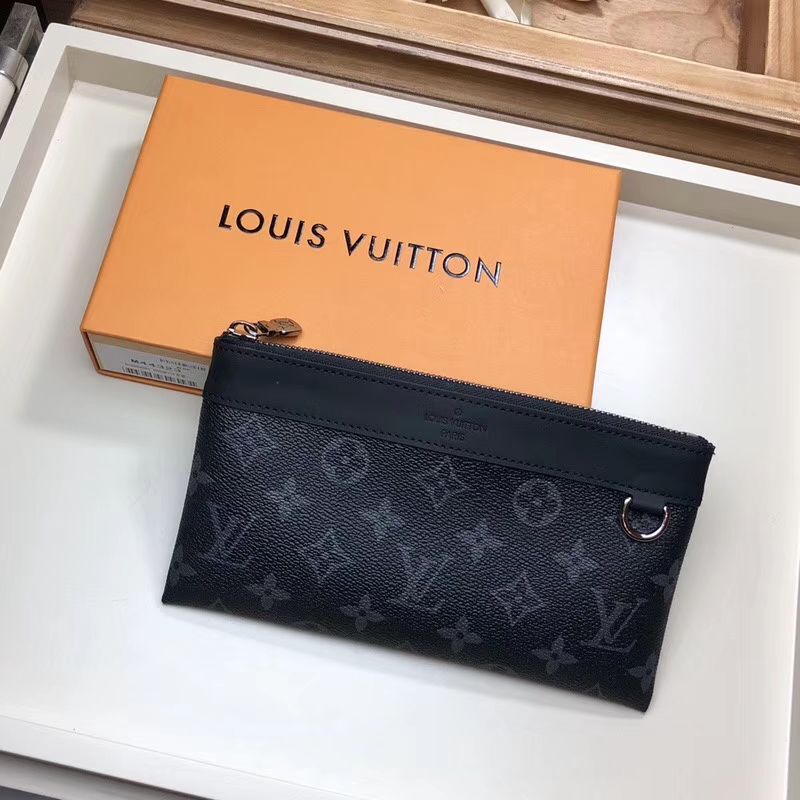 Louis Vuitton Monogram Eclipse Discovery Pochette PM M44323